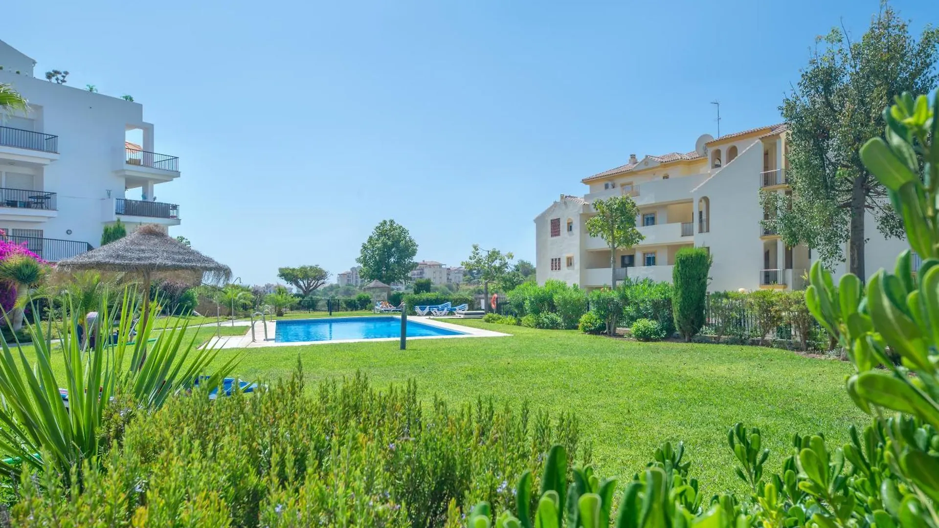 Sea Flower Beach & Golf II Parking Included MIJAS COSTA Apartment